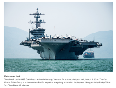 USS Carl Vinson kemur til Danang 5 mars 2018